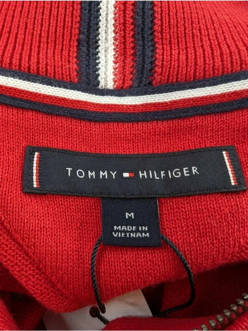 Tommy Hilfiger Men’s Medium Quarter-Zip Sweater Red Pullover NWT MSRP $80